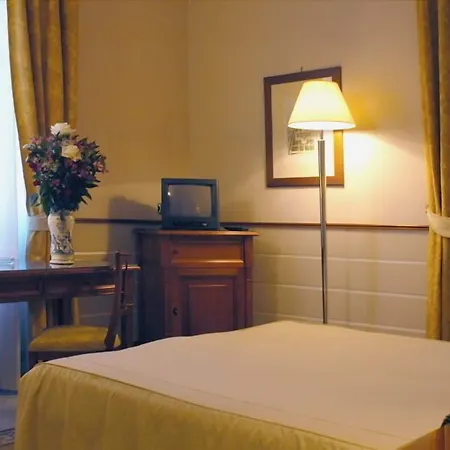 Hotel Flora-2